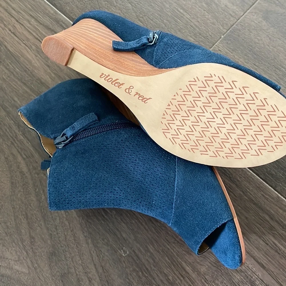 Violet & Red blue velvet open toe bootie